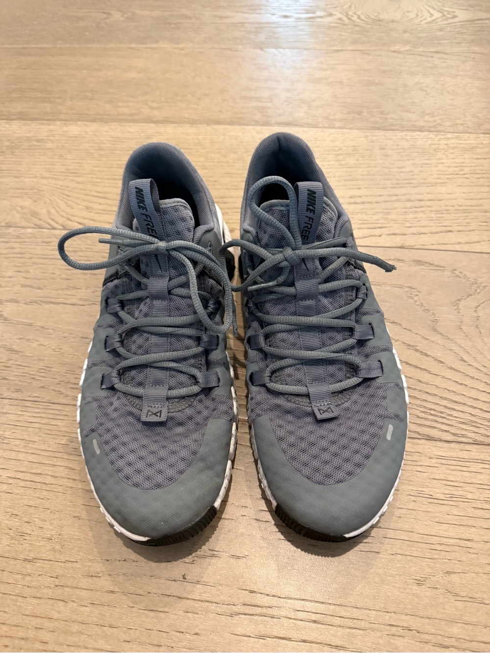 Nike Men’s Free Metcon Gray Athletic Shoes Sneakers Size 10.5 - Picture 2 of 7
